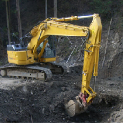 KOMATSU PC228US