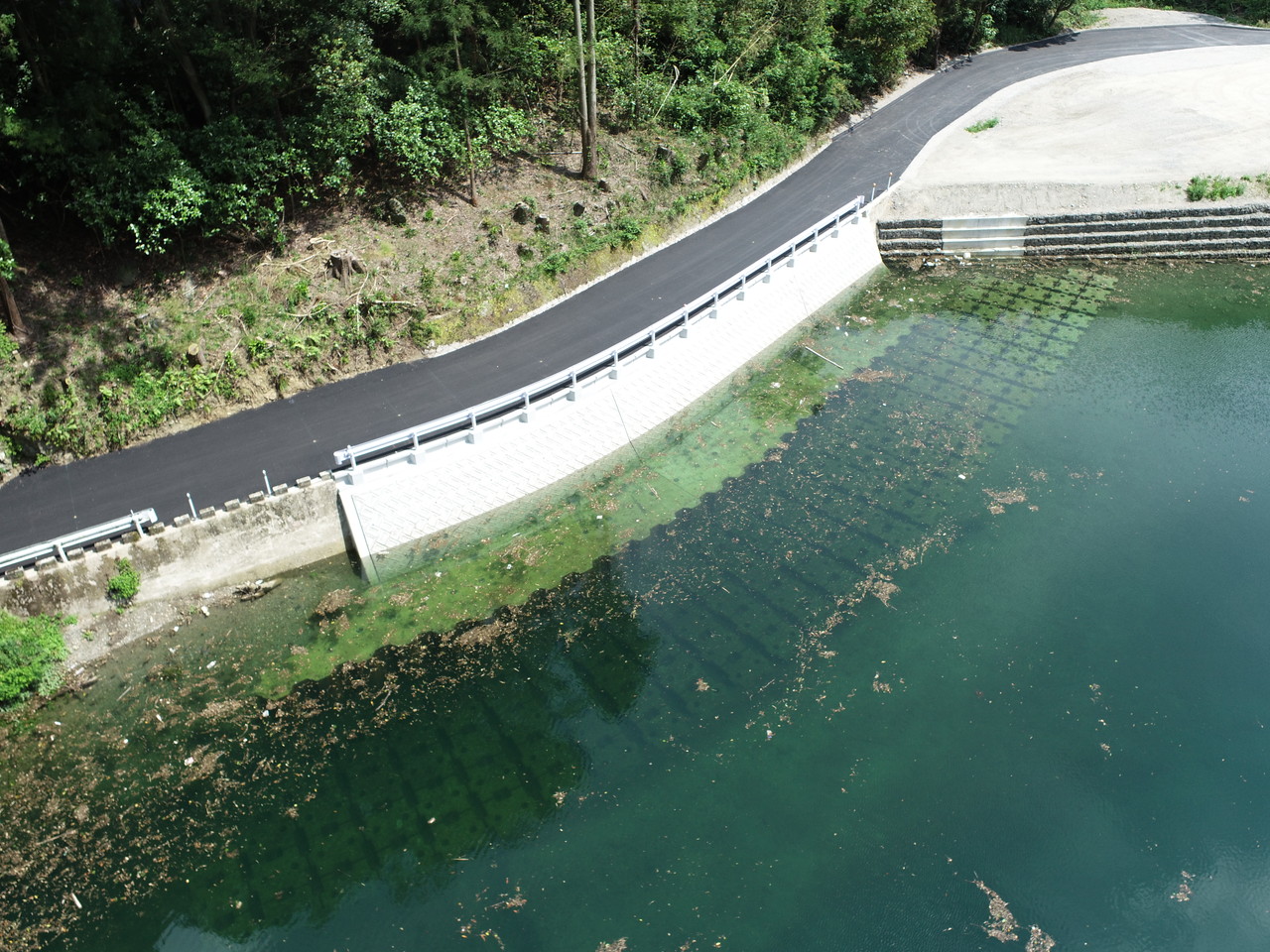 中山川逆調整ダム管理用道路復旧工事
