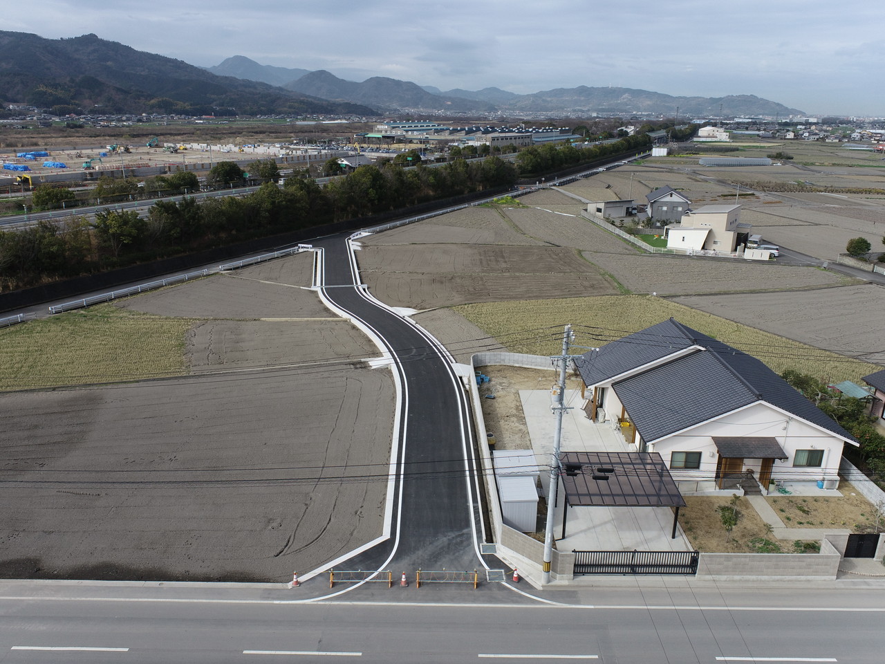 3高側第2号他 高速側道1号線道路改築工事